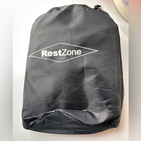 NEW NEVER USED RestZone Inflatable Airplane Travel Pillow for Kids or Legs - Picture 1 of 9